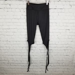 Tie-up cropped high waist athletic yoga leggings